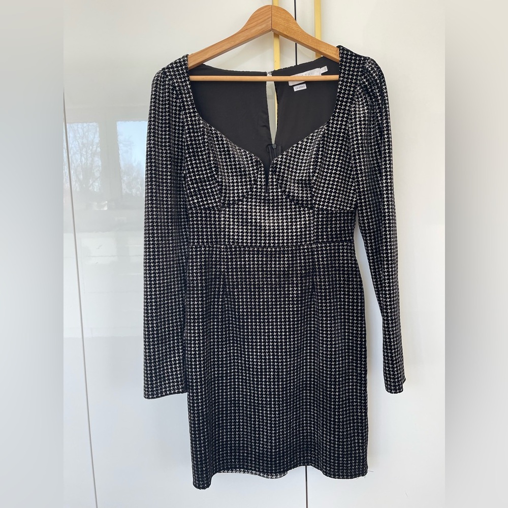 Astr the label countdown mini dress - Picture 2 of 4